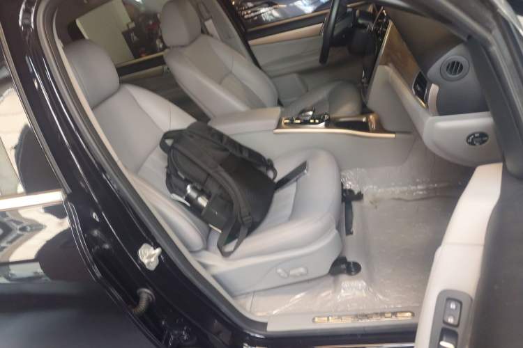 Used Denza 2018 450 Base Version Right Front Seat