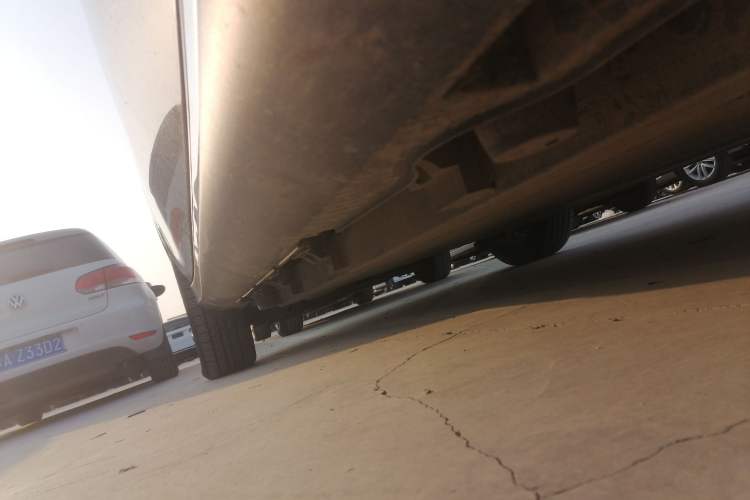 Used Denza 2018 450 Base Version Right Side Sill