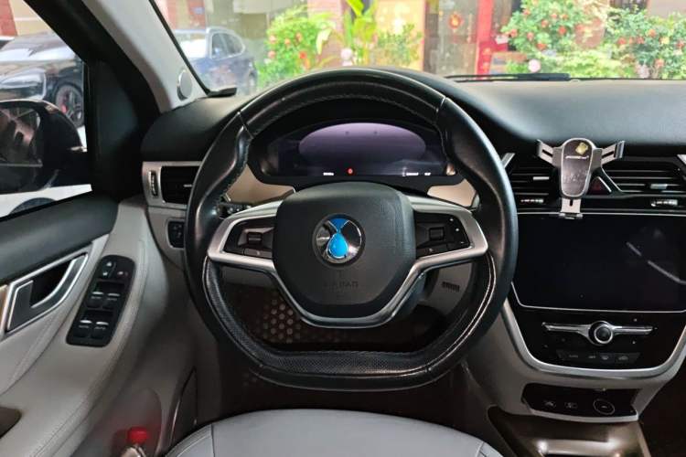 Used Denza 2018 450 Base Version Steering Wheel