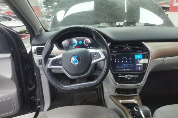 Used Denza 2018 500 Fashion Edition Steering Wheel