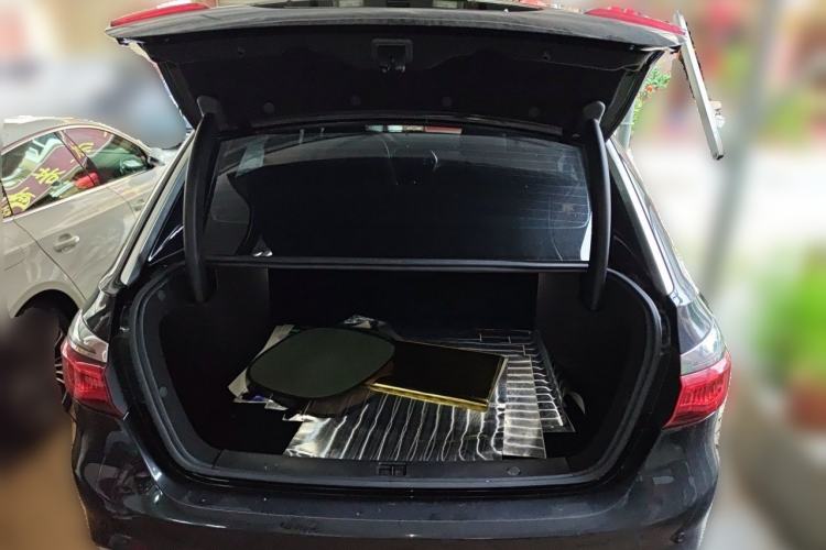 Used Denza 2018 450 Base Version Trunk