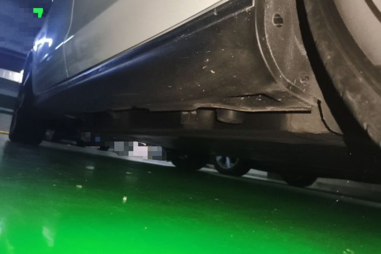 Used Denza 2018 500 Glory Edition Chassis Front Right