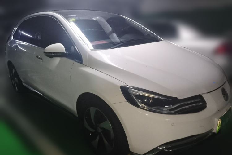 Used Denza 2018 500 Glory Edition Front Right 45 Deg