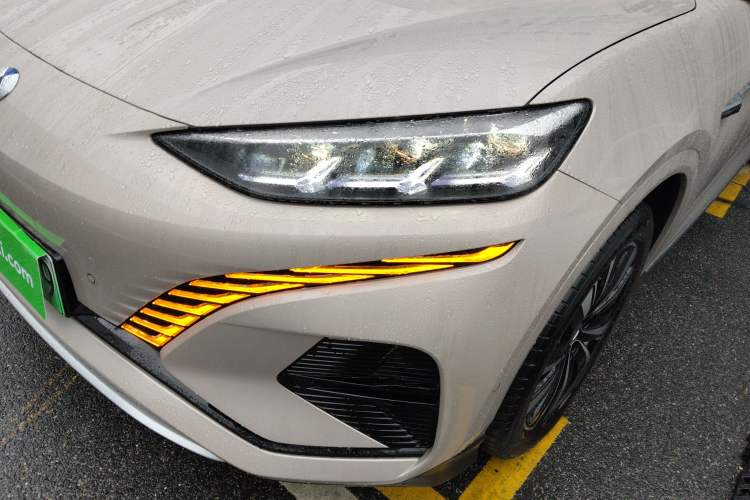 Used Denza N7 2023 with Ultra-Long Range Left Front Headlight