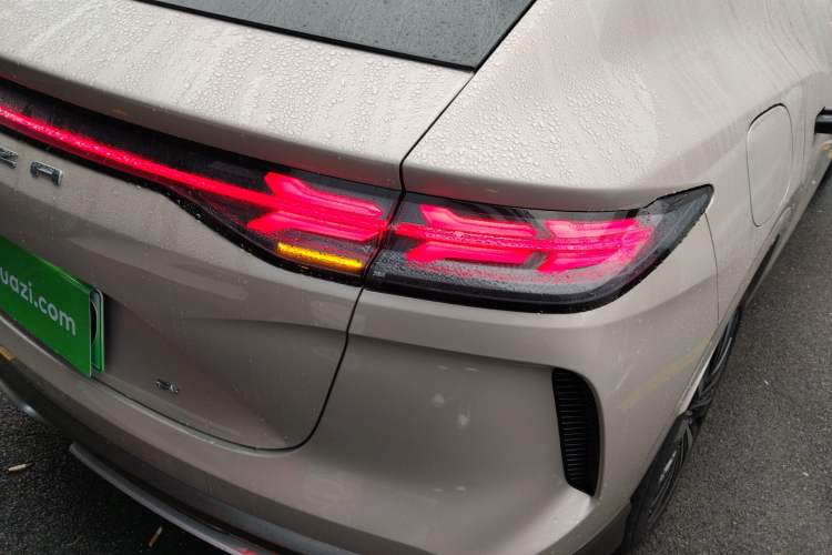 Used Denza N7 2023 with Ultra-Long Range Right Rear Taillight