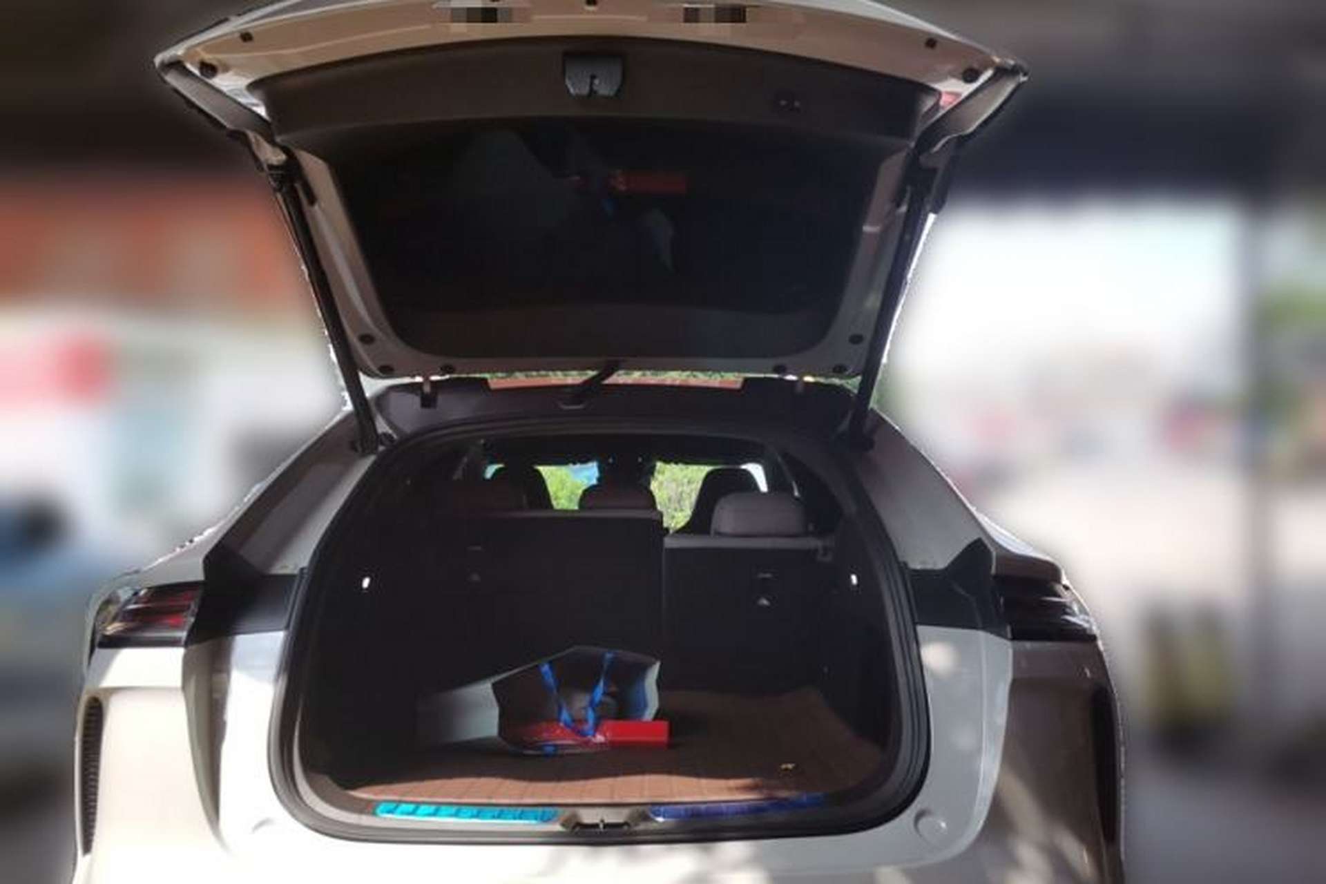 Used Denza N7 2023 Long-Range Performance Max Edition Trunk