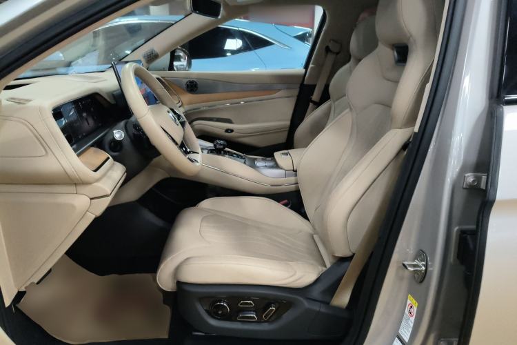 Used Denza N7 2023 Long-Range Performance Max Edition Left Front Seat