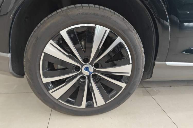 Used Denza N7 2023 Ultra-Long Range Version (Air Edition) Exterior 5
