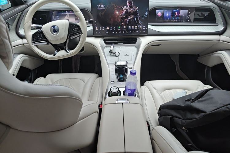 Used Denza N7 2023 with Ultra-Long Range Center Console
