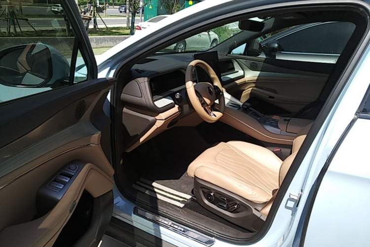 Used Denza N7 2023 Long-Range Performance Edition Driver Seat