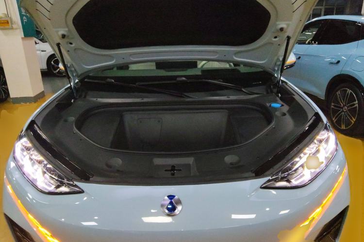 Used Denza N7 2023 Long-Range Performance Edition Engine Bay