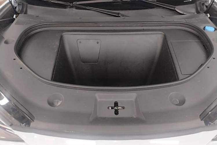 Used Denza N7 2023 Long-Range Performance Edition Engine Bay