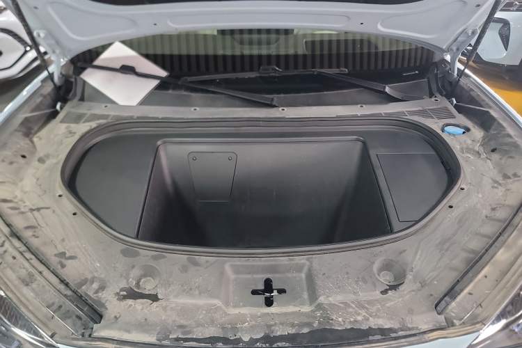 Used Denza N7 2023 Long-Range Performance Edition Engine Bay