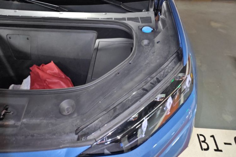 Used Denza N7 2023 Long-Range Performance Max Edition Engine Bay Left