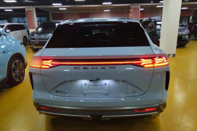 Used Denza N7 2023 Long-Range Performance Edition Exterior 4