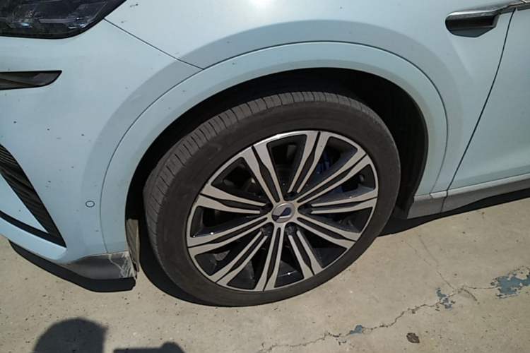 Used Denza N7 2023 Long-Range Performance Edition Exterior 4