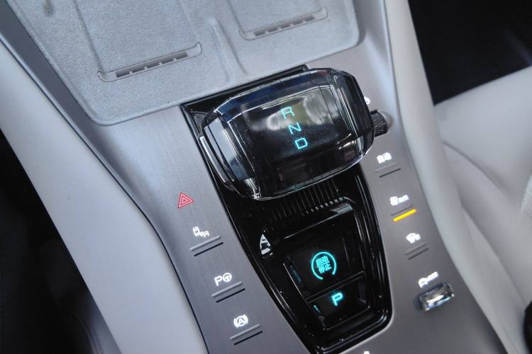 Used Denza N7 2023 Long-Range Performance Max Edition Gear Lever