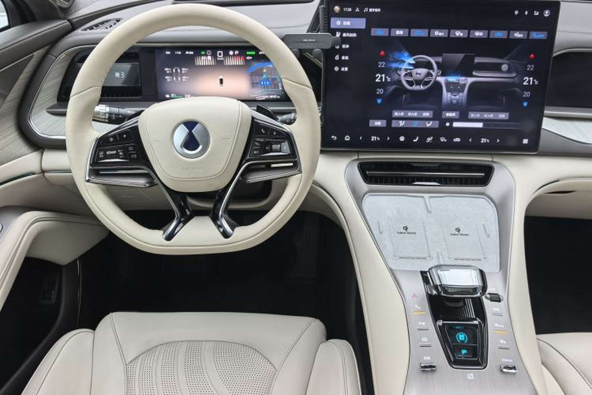 Used Denza N7 2023 Long-Range Performance Max Edition Interior 4