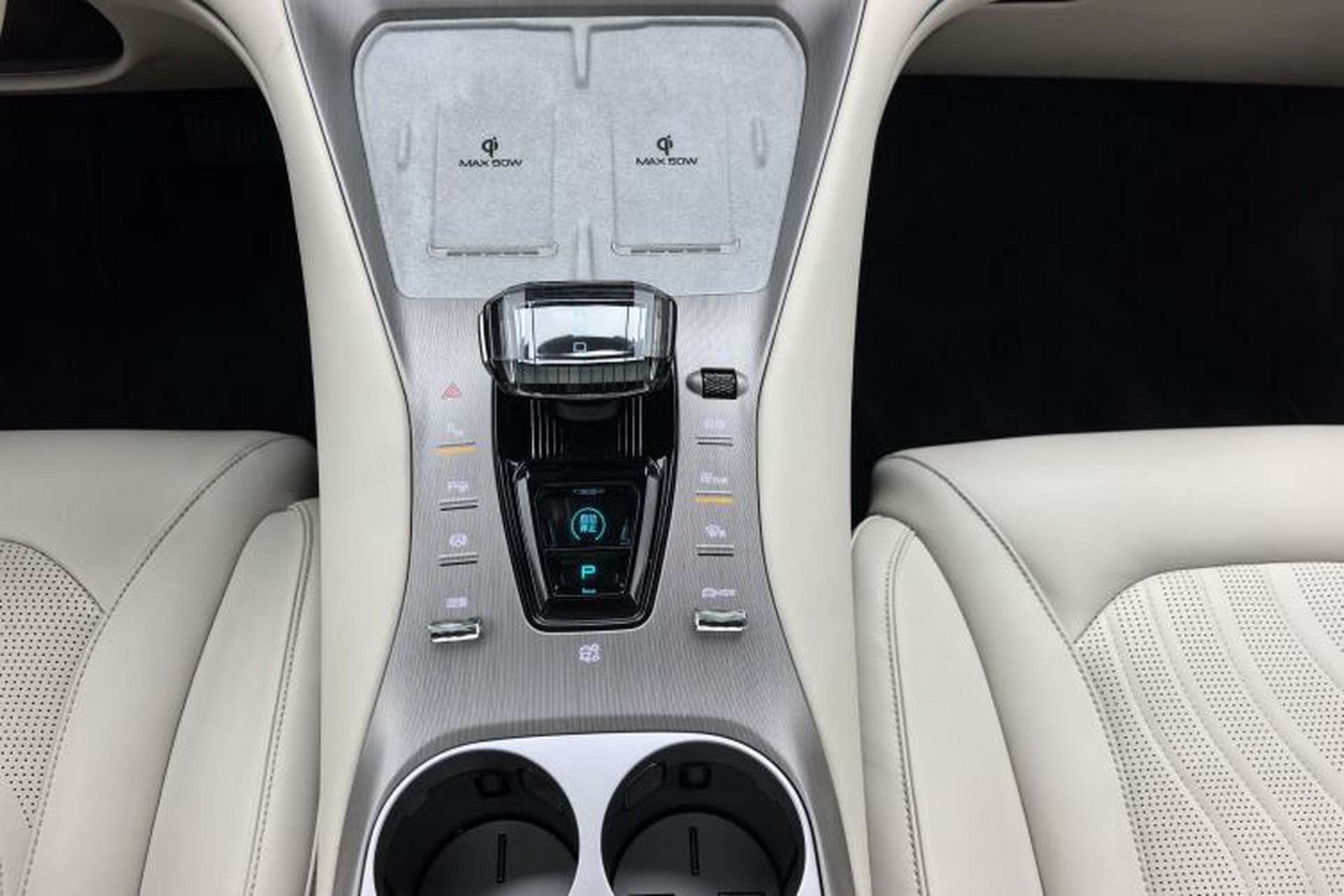 Used Denza N7 2023 Long-Range Performance Max Edition Interior 5