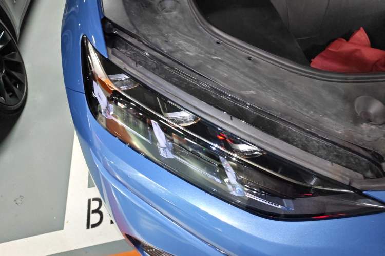 Used Denza N7 2023 Long-Range Performance Max Edition Right Front Headlight