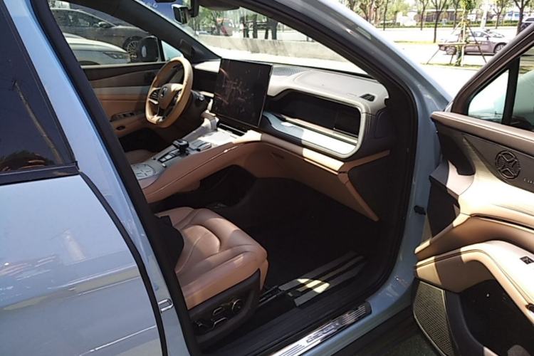 Used Denza N7 2023 Long-Range Performance Edition Right Front Seat