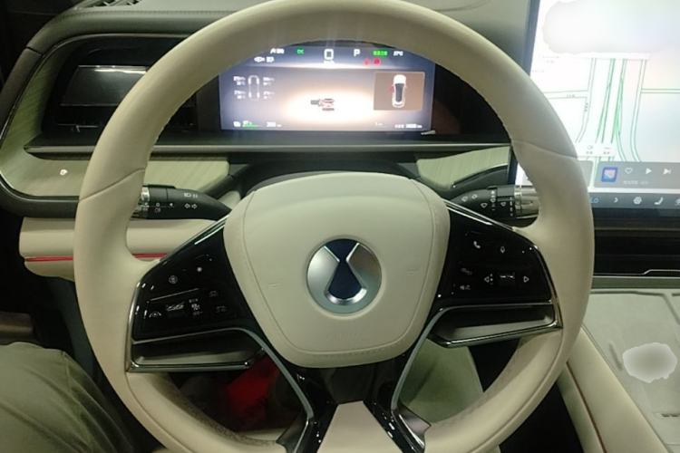 Used Denza N7 2023 Long-Range Performance Edition Steering Wheel