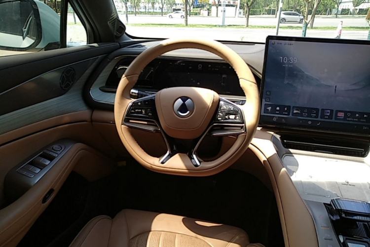 Used Denza N7 2023 Long-Range Performance Edition Steering Wheel