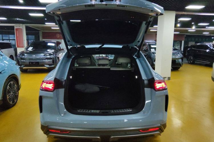 Used Denza N7 2023 Long-Range Performance Edition Trunk