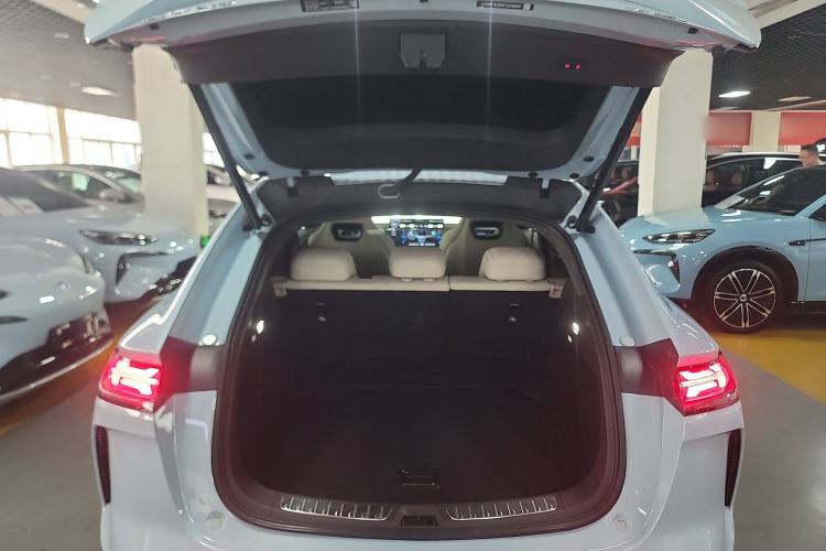Used Denza N7 2023 Long-Range Performance Edition Trunk