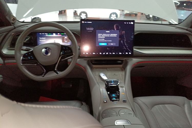 Used Denza N7 2023 with Ultra-Long Range Center Console