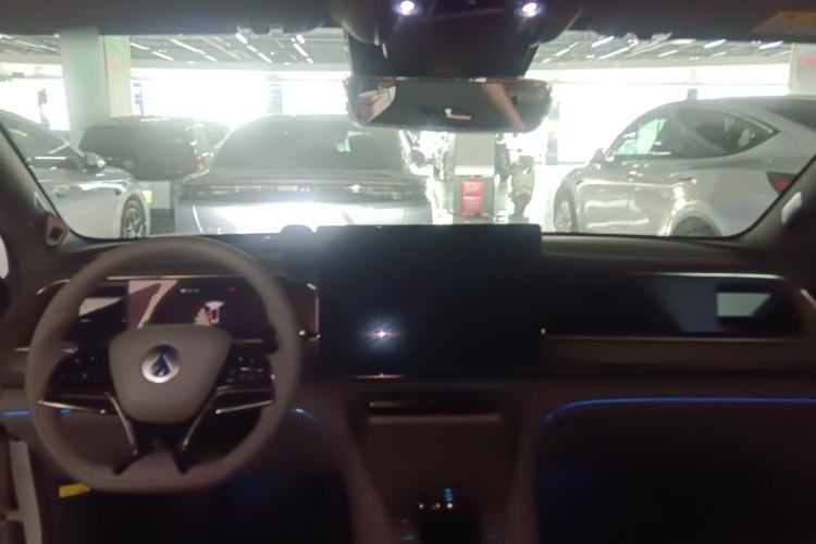 Used Denza N7 2023 with Ultra-Long Range Center Console