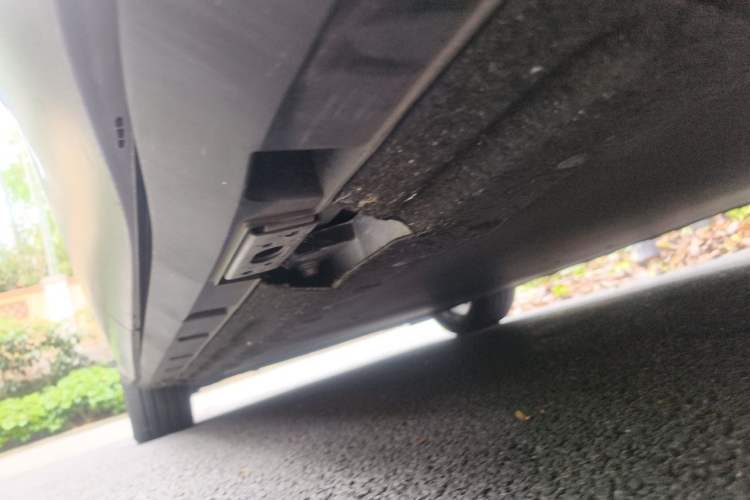 Used Denza N7 2023 Long-Range Performance Edition Chassis Rear Left