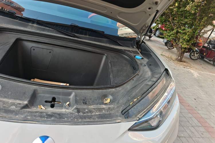 Used Denza N7 2023 Long-Range Performance Edition Engine Bay Left