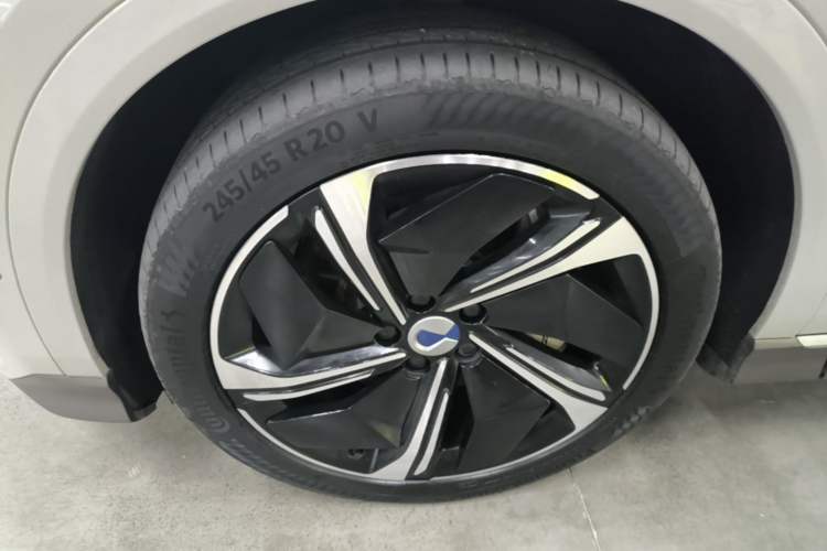 Used Denza N7 2023 Long-Range Performance Max Edition Exterior 4