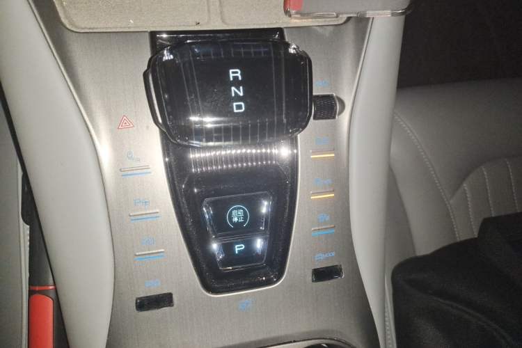 Used Denza N7 2023 with Ultra-Long Range Gear Lever
