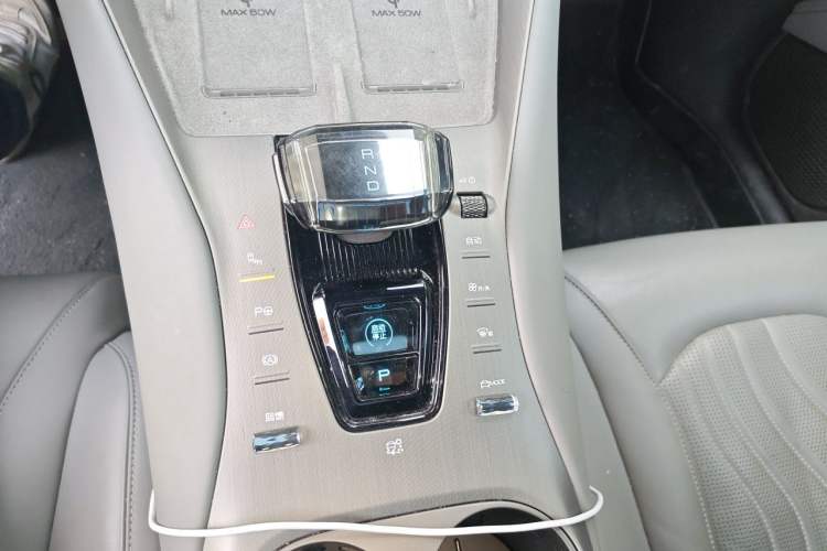 Used Denza N7 2023 Long-Range Performance Edition Gear Lever