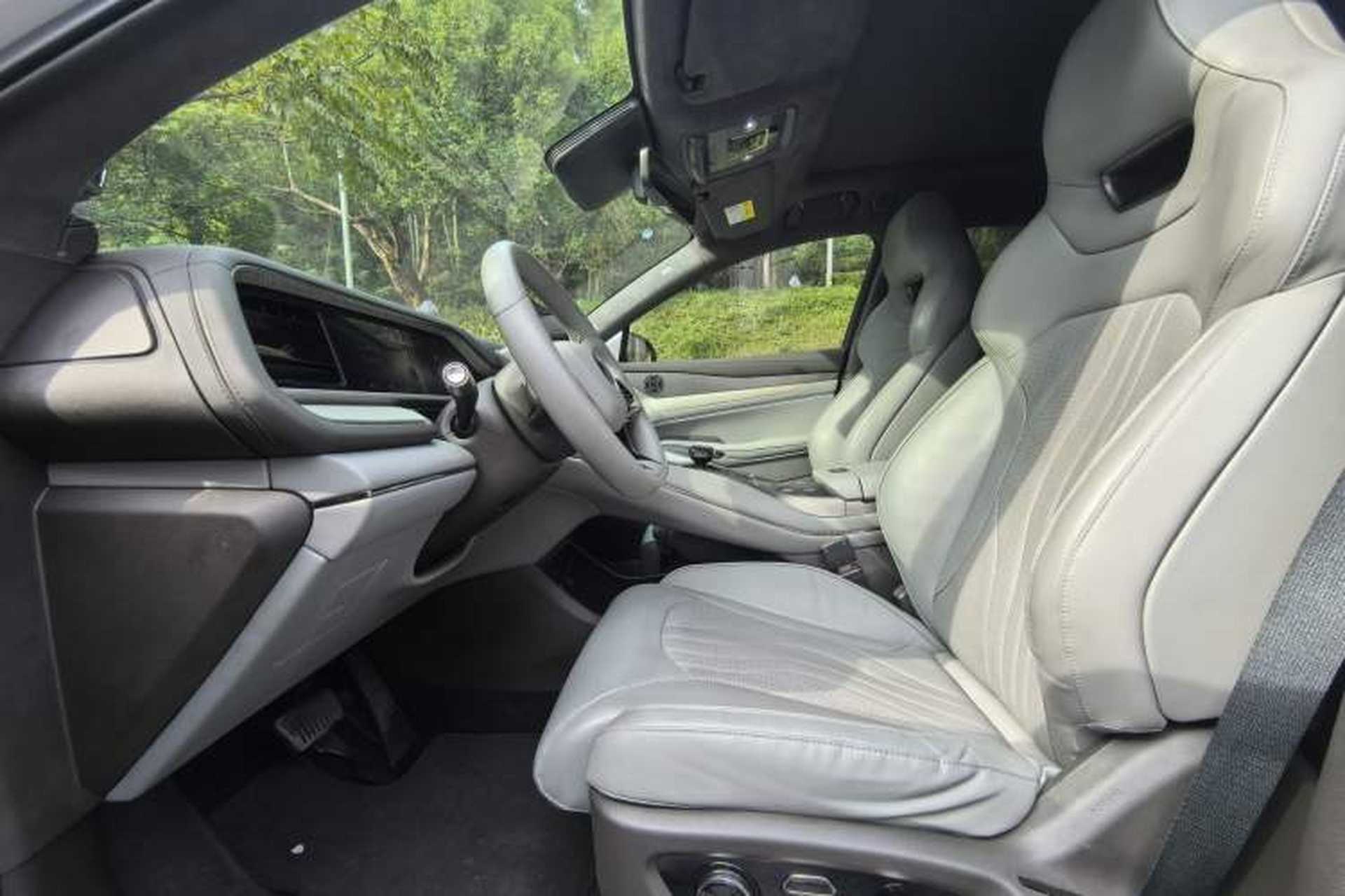 Used Denza N7 2023 Long-Range Performance Edition Left Front Seat