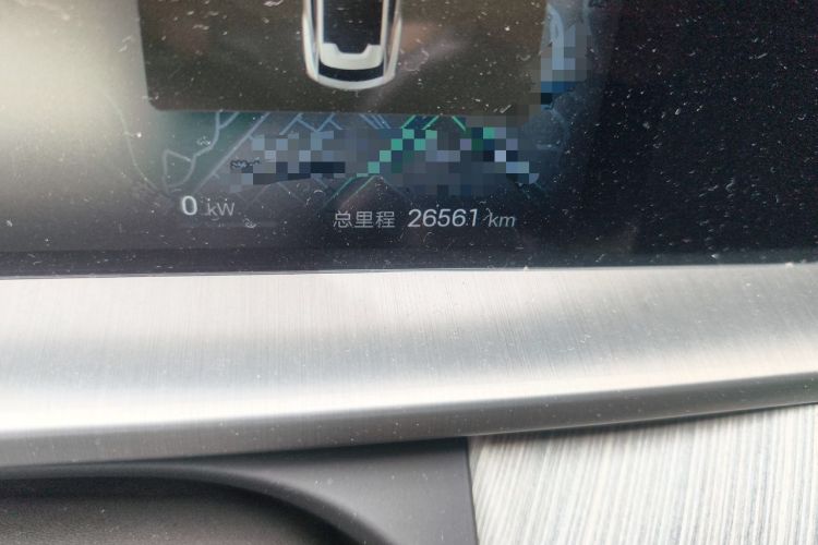 Used Denza N7 2023 Long-Range Performance Edition Odometer Close Up