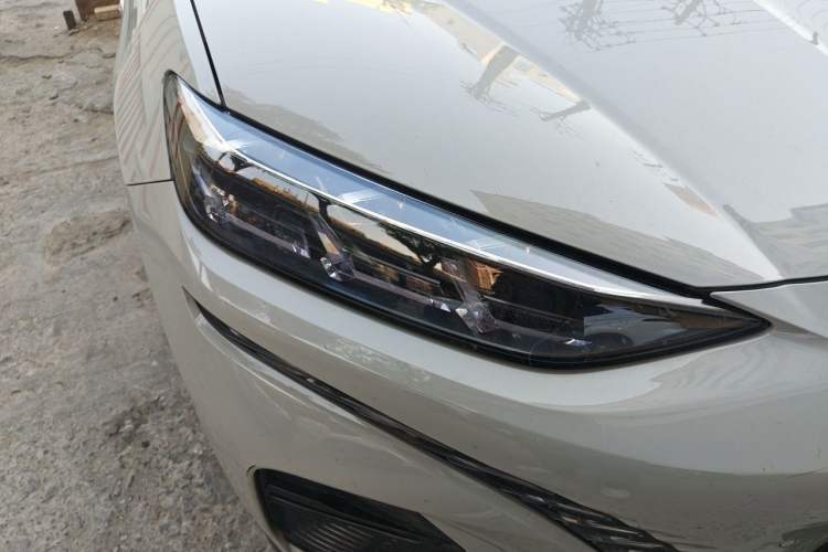 Used Denza N7 2023 Long-Range Performance Edition Right Front Headlight