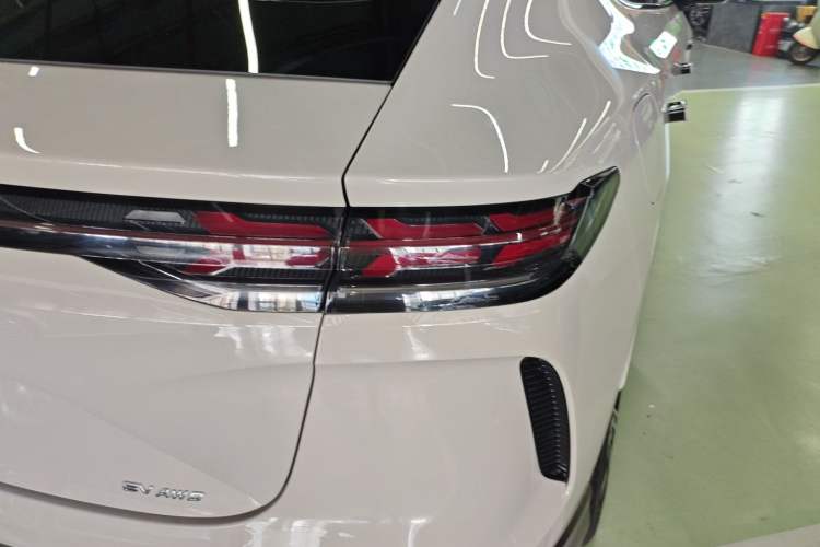 Used Denza N7 2023 Long-Range Performance Edition Right Rear Taillight