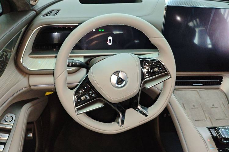 Used Denza N7 2023 Long-Range Performance Edition Steering Wheel