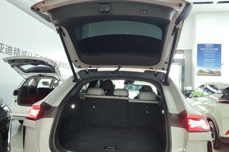 Used Denza N7 2023 Long-Range Performance Max Edition Trunk