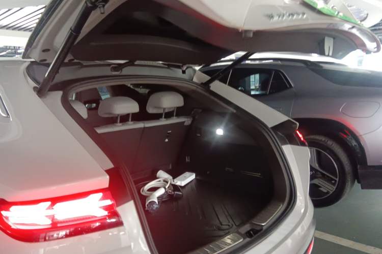 Used Denza N7 2023 with Ultra-Long Range Trunk
