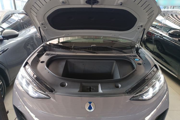 Used Denza N7 2023 Long-Range Performance Edition Engine Bay