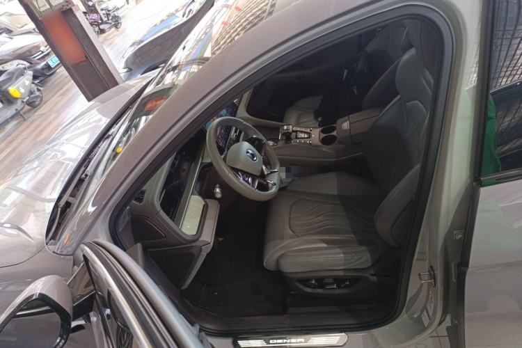 Used Denza N7 2023 Long-Range Performance Edition Left Front Seat