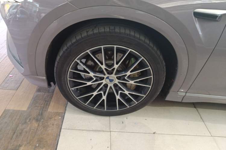 Used Denza N7 2023 Long-Range Performance Edition Left Front Wheel Hub