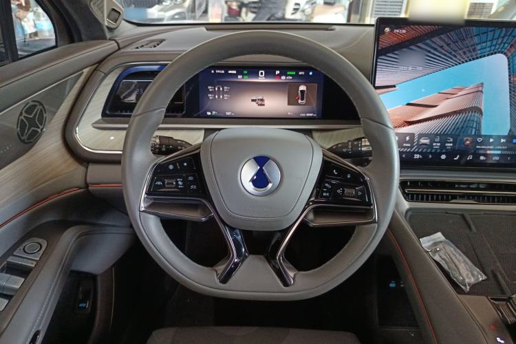Used Denza N7 2023 Long-Range Performance Edition Steering Wheel