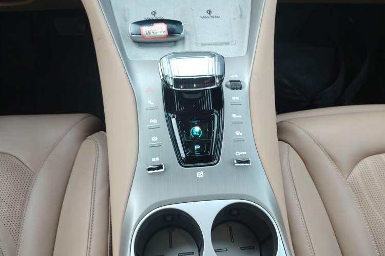 Used Denza N7 2023 Long-Range Performance Max Edition Gear Lever