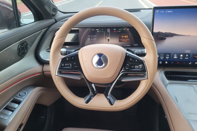 Used Denza N7 2023 Long-Range Performance Max Edition Interior 3