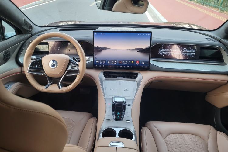 Used Denza N7 2023 Long-Range Performance Max Edition Interior 3